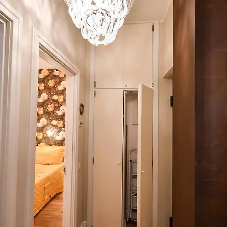 Smooth Mansion In Ponte Vecchio Apartamento Florença