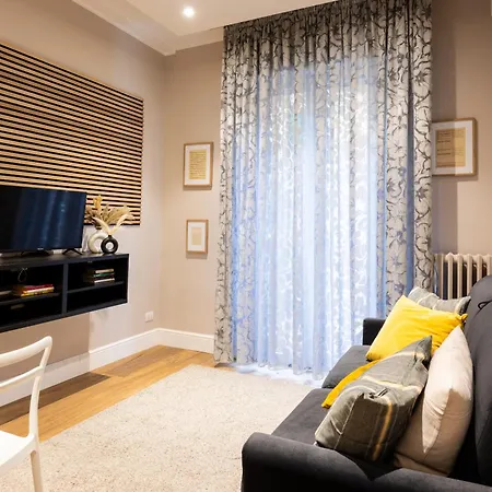 Smooth Mansion In Ponte Vecchio