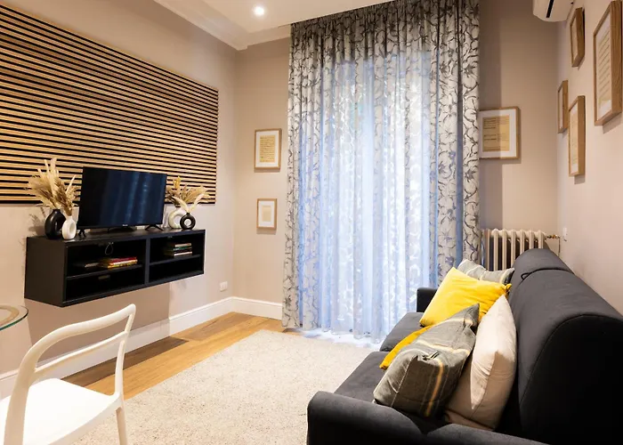 Smooth Mansion In Ponte Vecchio