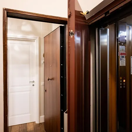 Smooth Mansion In Ponte Vecchio فلورنس